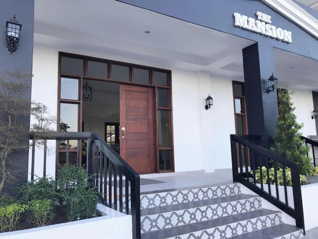 大厦酒店 Mabalacat 外观 照片